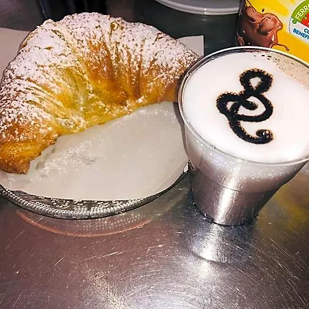 Dimora Conte Di Ruvo 4* 나폴리