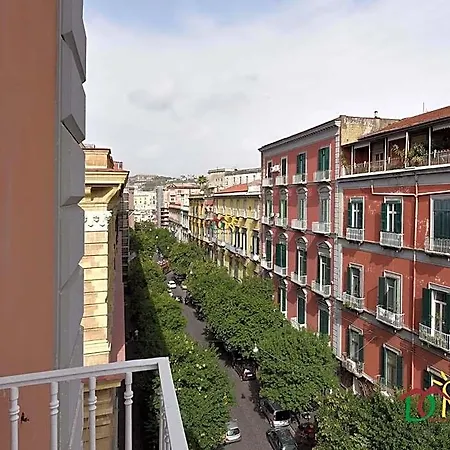 Alojamento de Acomodação e Pequeno-almoço Dimora Conte Di Ruvo 4*