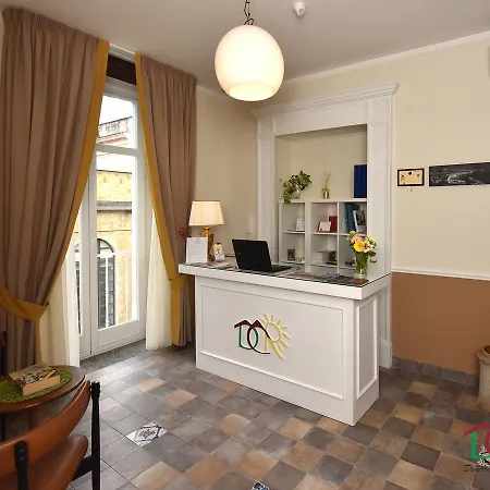 Couette-café Dimora Conte Di Ruvo 4*